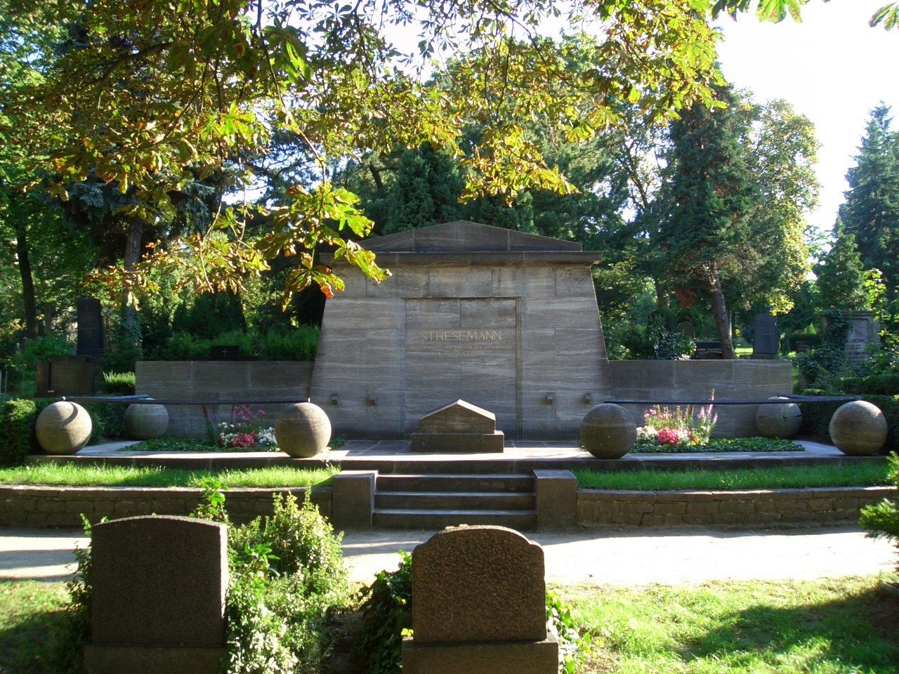 Grabstätte Gustav Stresemanns – Alter Luisenstädtischer Friedhof